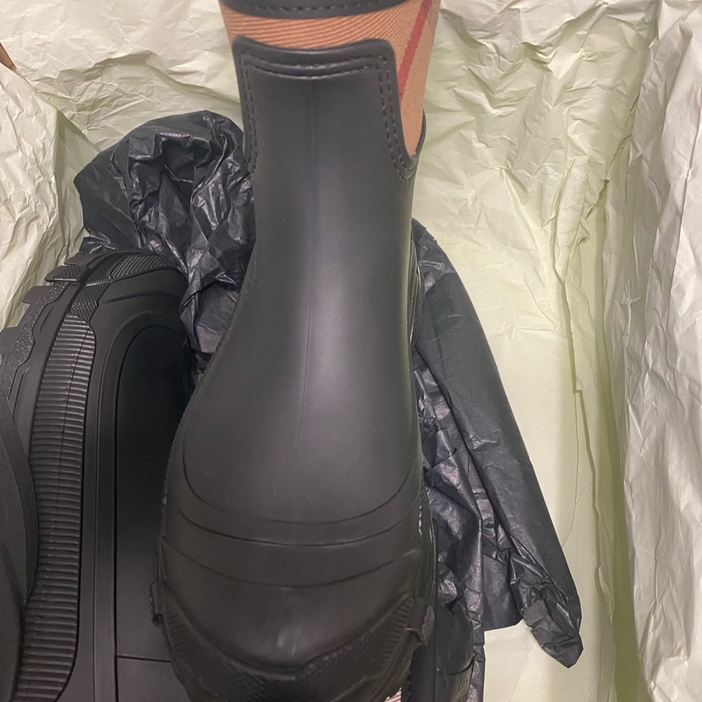 BURBERRY Eco Check Rubber Rainboots Rain Flat Ankle Boots. NEW SEASON! - Picture 2 of 10